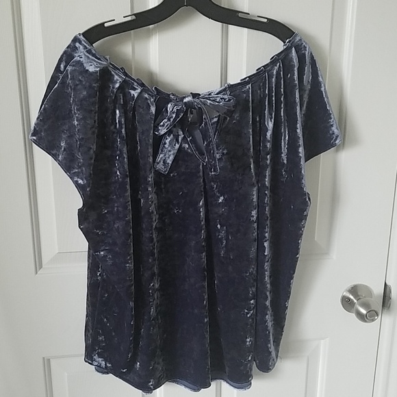 LC Top - Picture 3 of 5